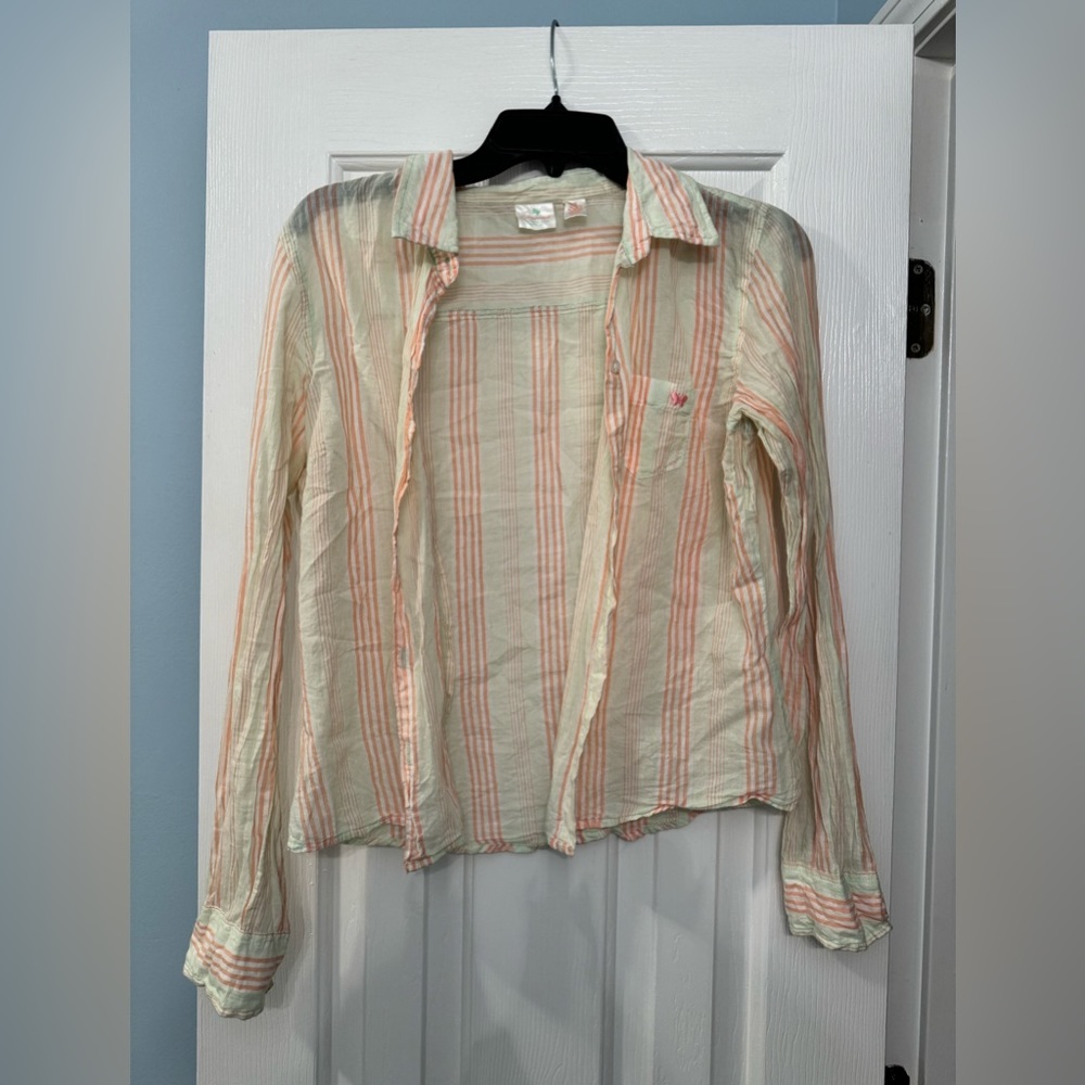 Aeropostal Lightweight Buttons down